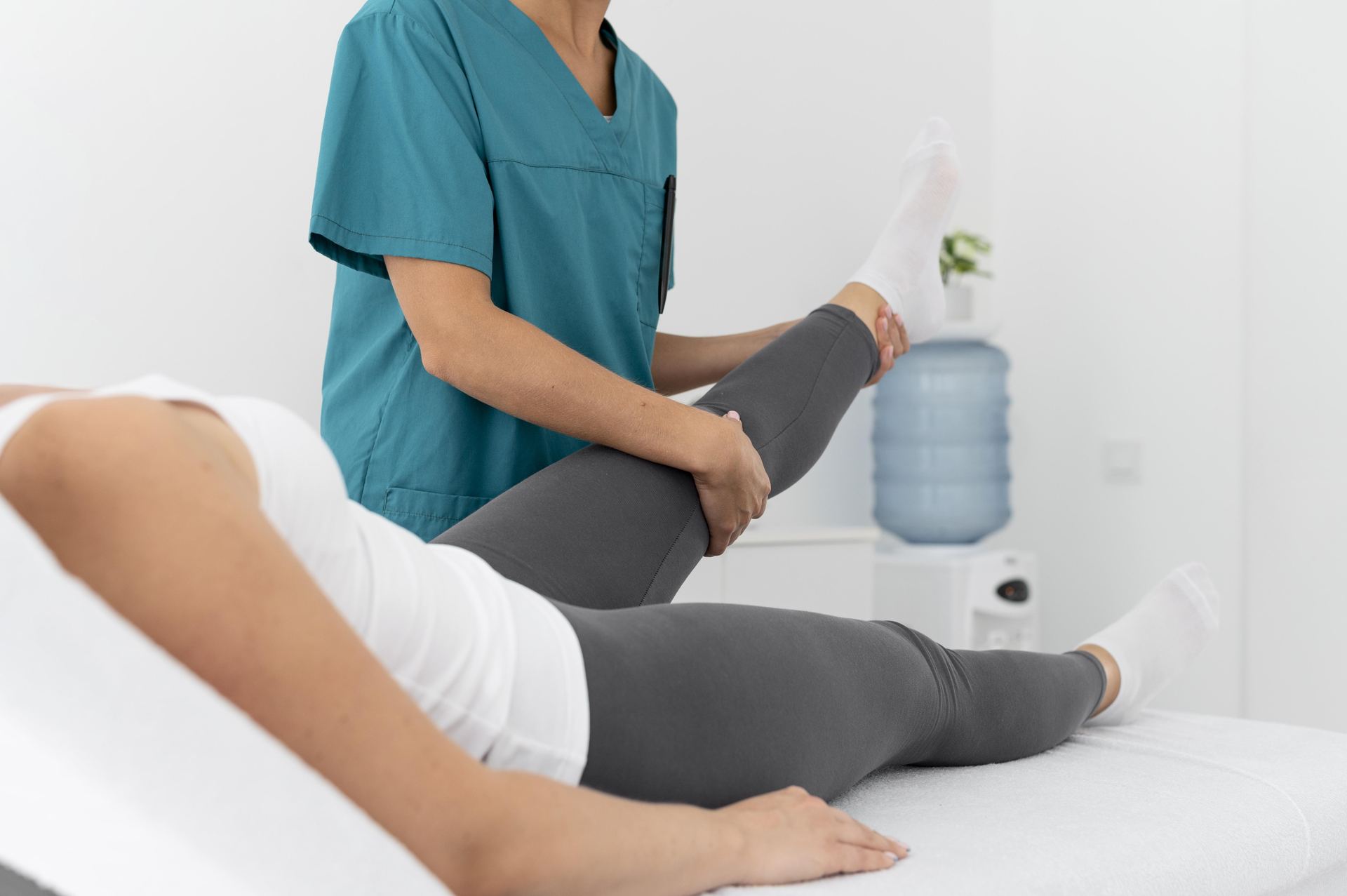 Leg mobilisation on the therapy couch